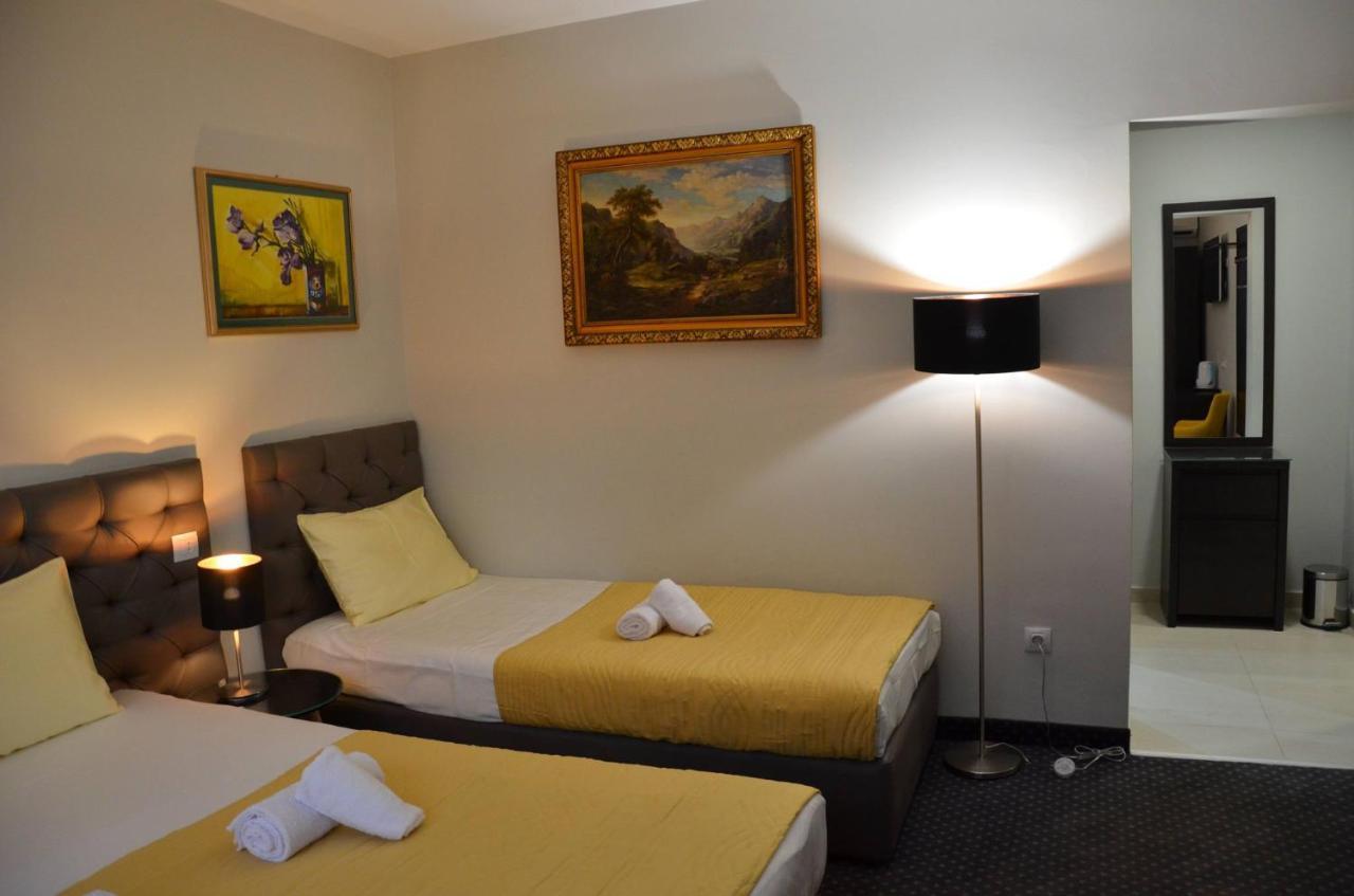 Ars Square Apartments Skopje Luaran gambar