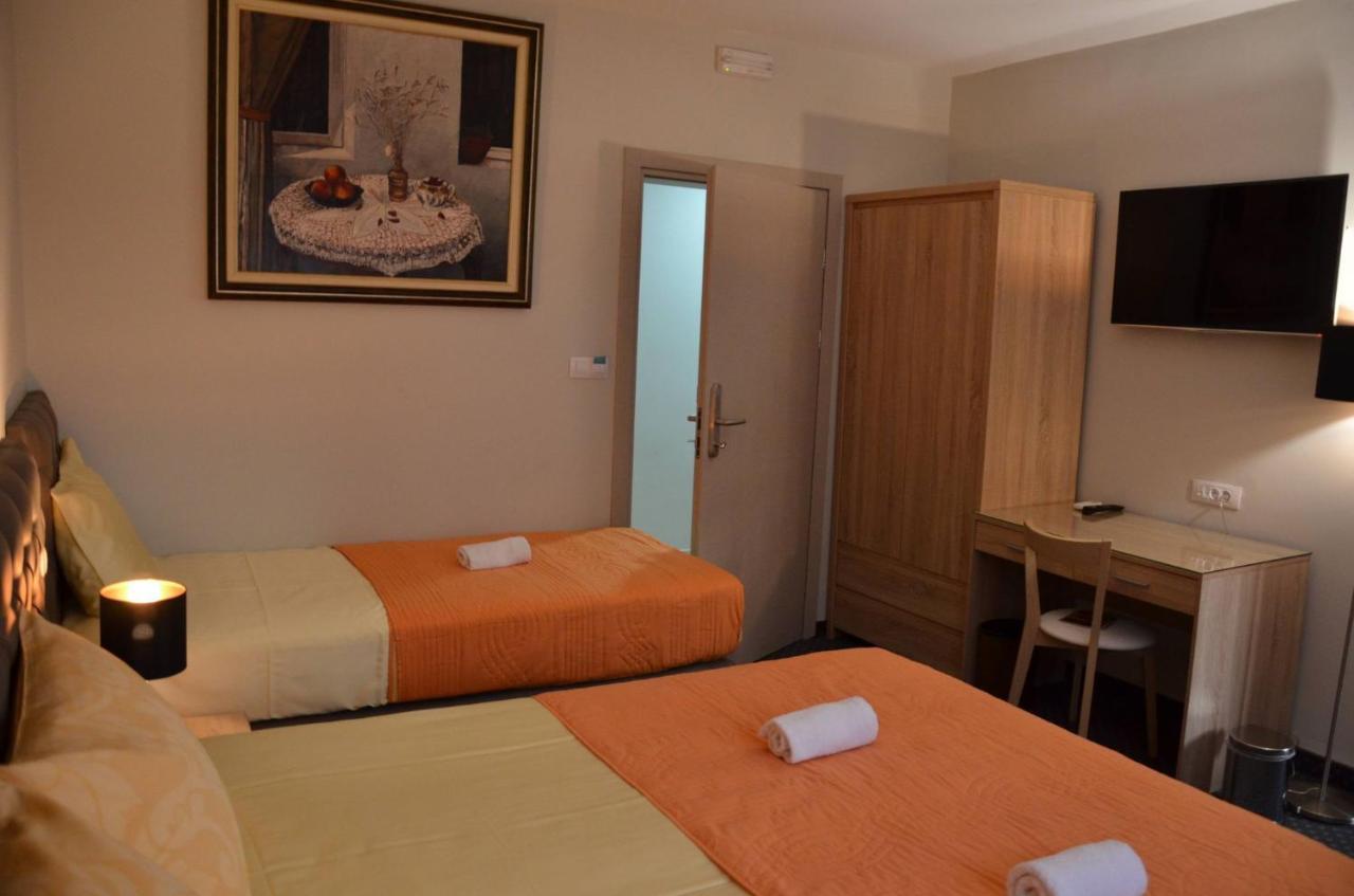 Ars Square Apartments Skopje Luaran gambar